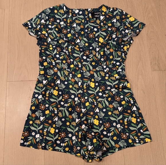 Floral Romper - Deep Green - Picture 1 of 7